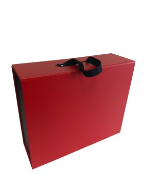 Maletin de carton rojo asa cuerda