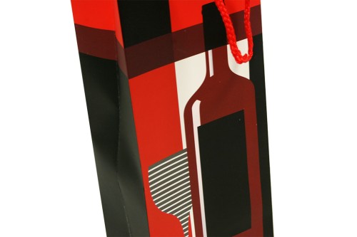 Bolsa carton botella vino fondo negro