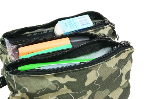 Estuche verde camuflaje