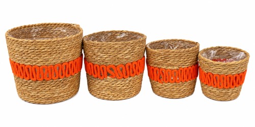 Set de 3 pots en Seagrass avec détails orange.