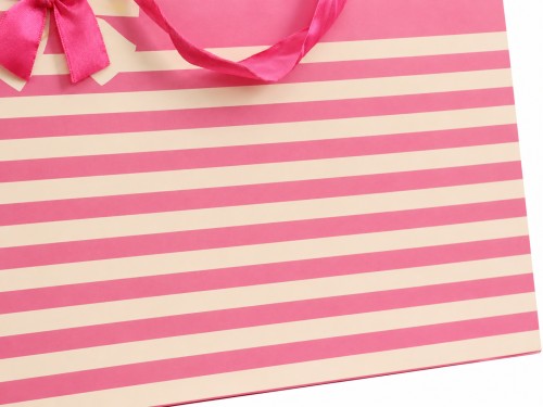 Bolsa rosa con lazo