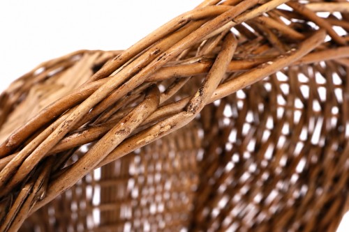 Cesta de mimbre ovalada marrón