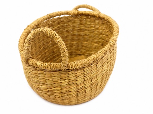 Cesta redonda con asas