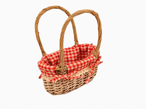 Cesta con tela roja y blanca