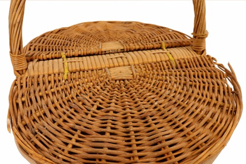 Cesta picnic tela beige y blanca