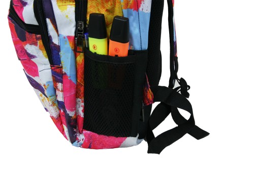 Mochila multicolor corazones